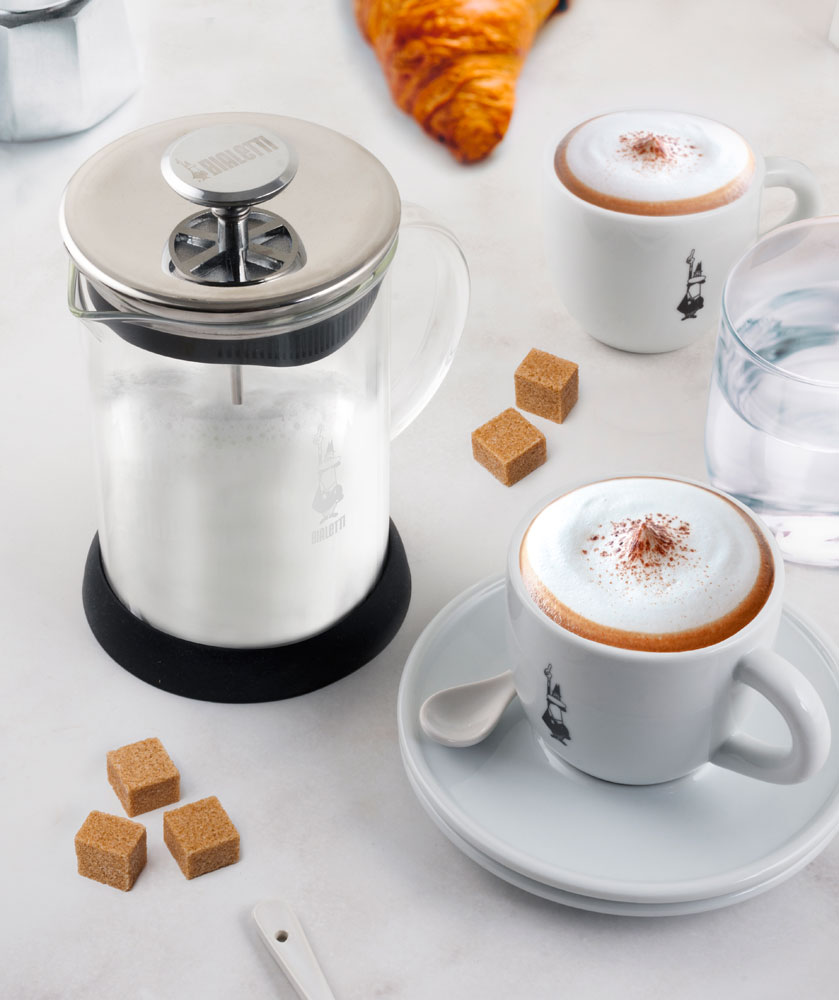 Купить Капучинатор Milk Frother, 330 мл / 1л, ручной, стекло, Bialetti  (арт.5221_3150) с доставкой в официальном магазине Bialetti.